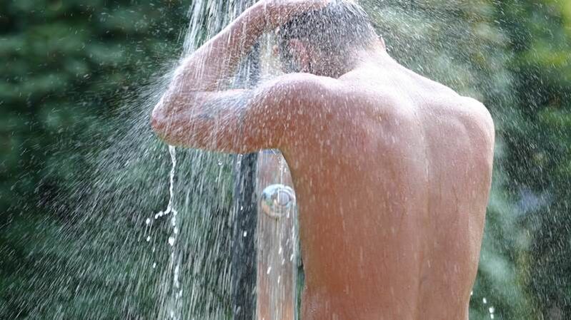 A contrast shower helps to cheer up a man and increase potency